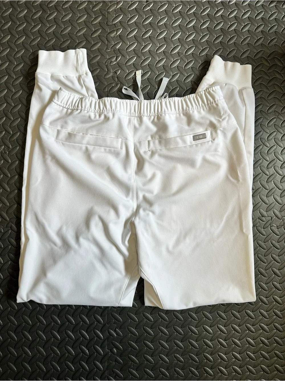 FIGS Tansen *TALL* Jogger Scrub Pants  (Purchased as Men Style)